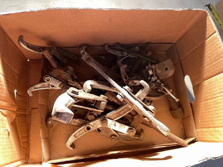 #2514-•-various-gear-pullers-image-9