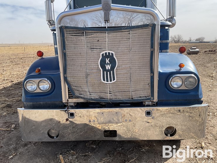 1982-kenworth-w900-image-9