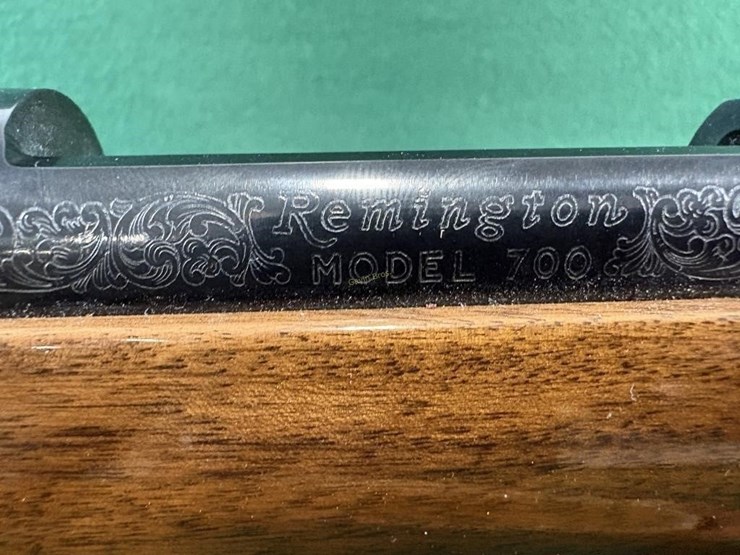 remington-mdl.700-300-win-mag-rifle-image-12