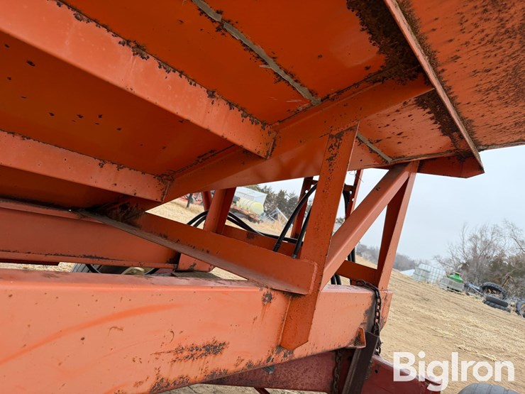 bradford-225-image-14