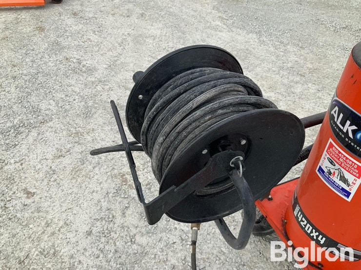 alkota-420x4-power-washer-image-10