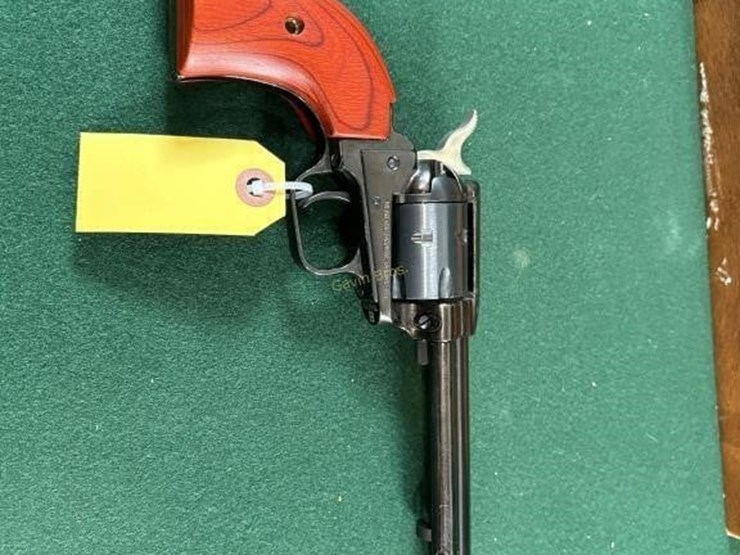 heritage-rough-rider-22cal-revolver-image-10