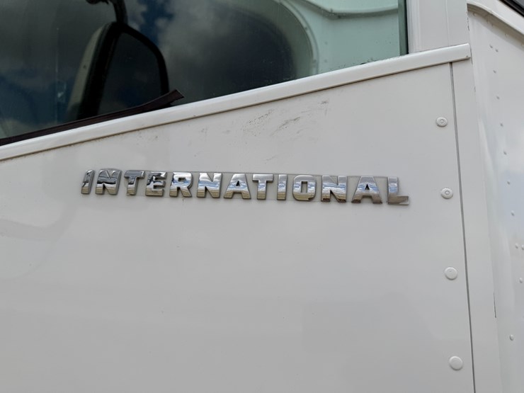 2002-international-9200i-image-61