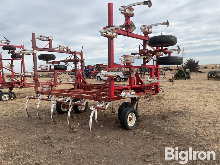 wil-rich-4400-image-5