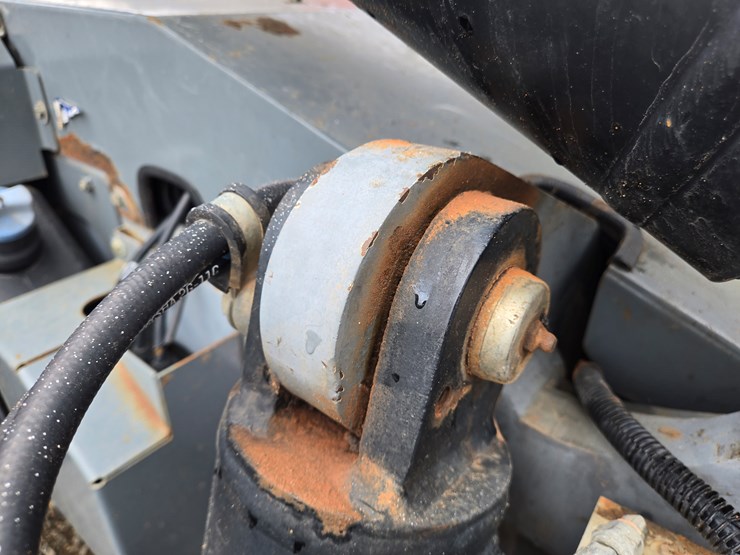 skyjack-sj1056ths-image-49