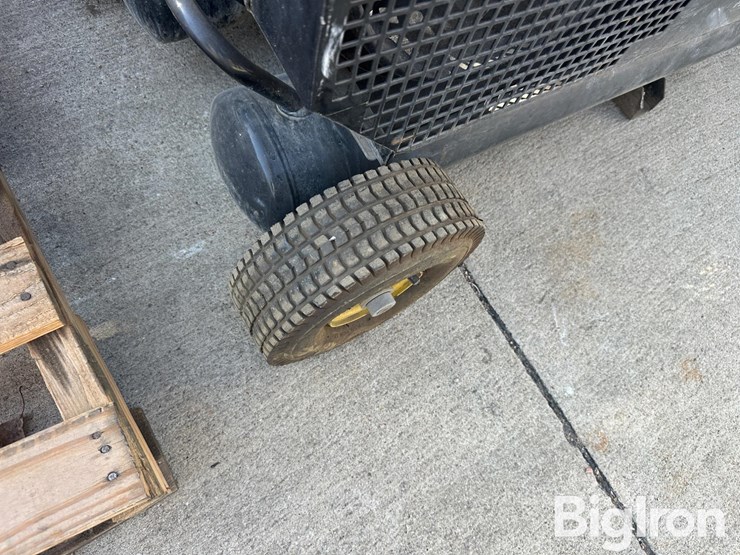 deere-ac2-8gh-image-14