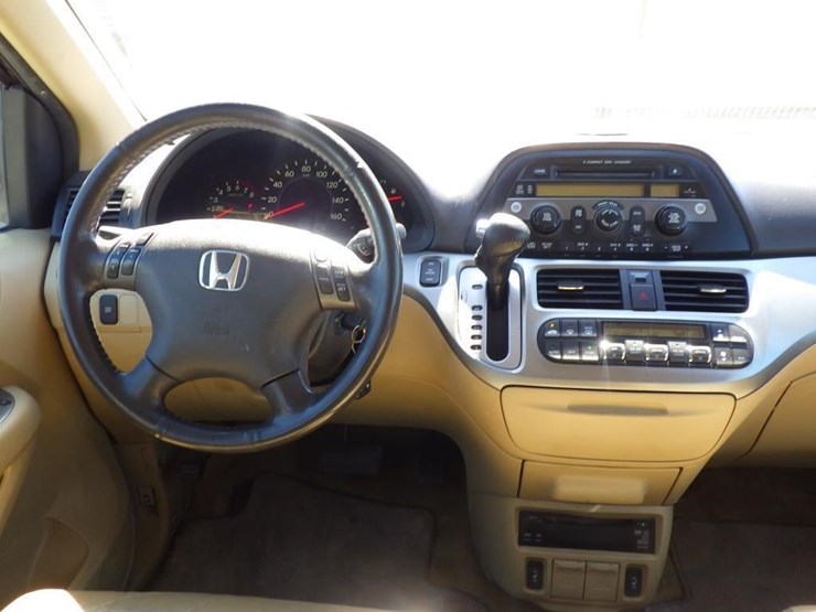 2010-honda-odyssey-image-9