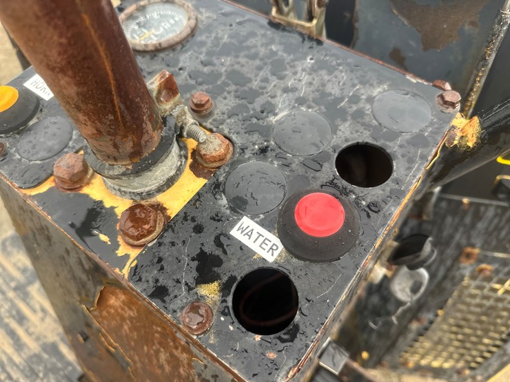 massey-ferguson-8-image-18