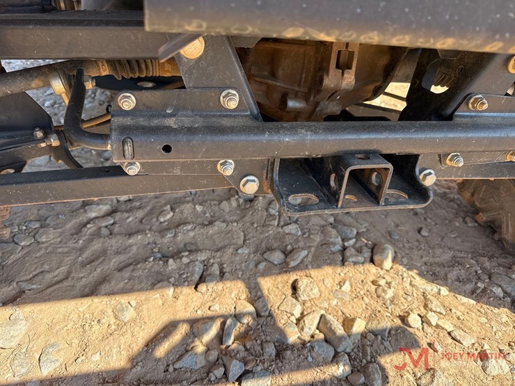 2019-john-deere-xuv-835m-utv-image-10