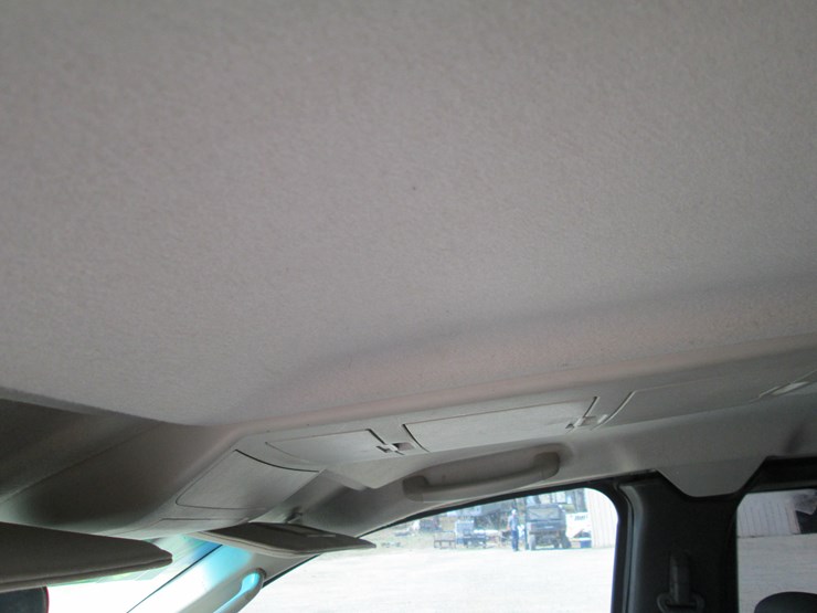 2004-nissan-titan-image-28