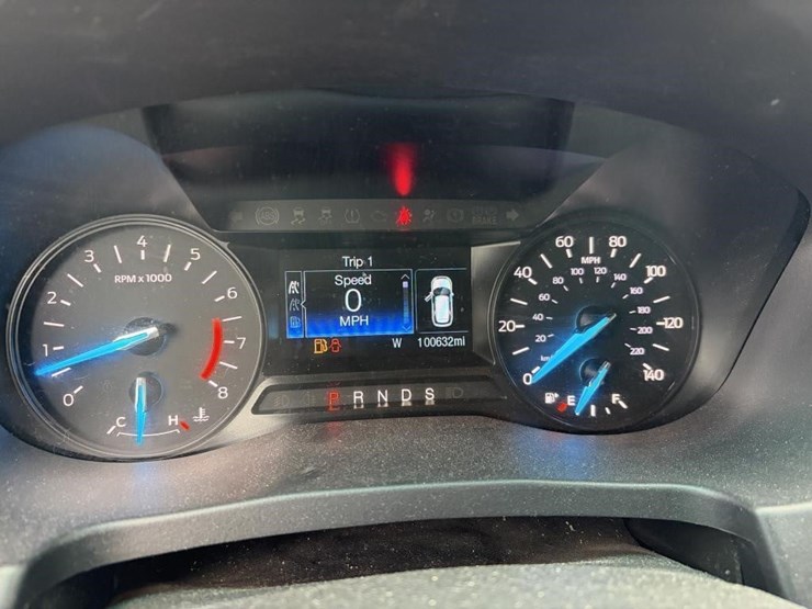 2019-ford-explorer-xlt-image-15