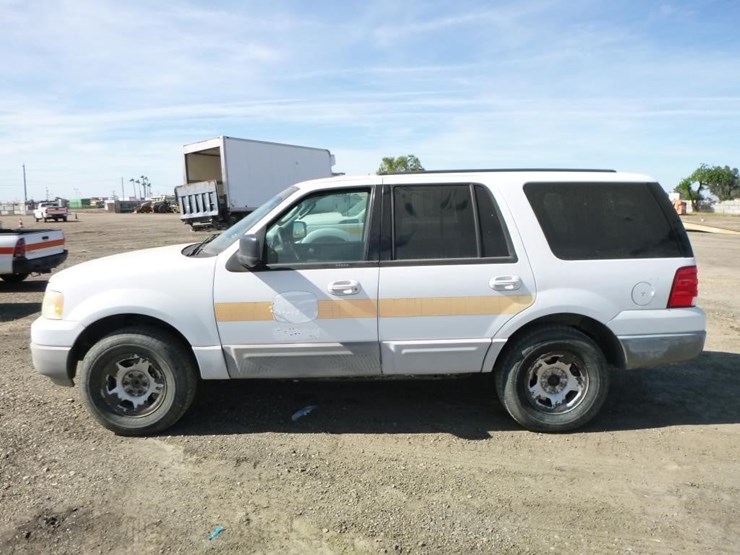 2003-ford-expedition-image-6