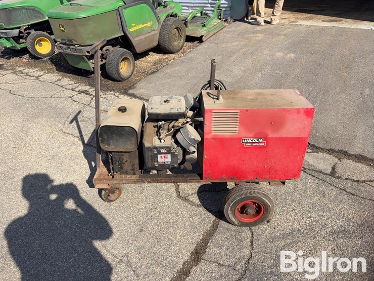 lincoln-weldanpower-225g7-welder-generator-image-17