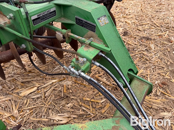 john-deere-630-image-13