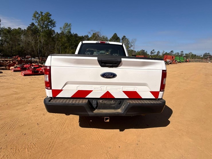 2019-ford-f150-xl-image-5