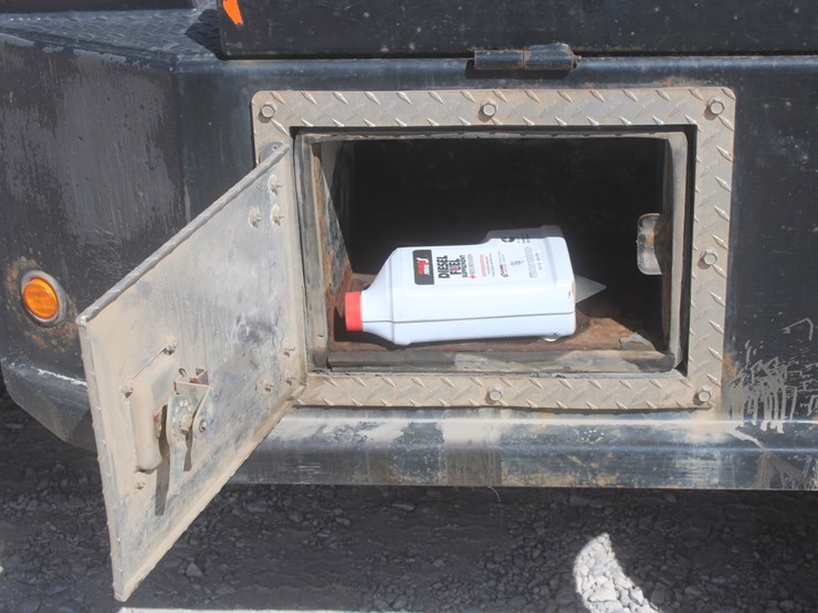 2015-dodge-3500-image-47