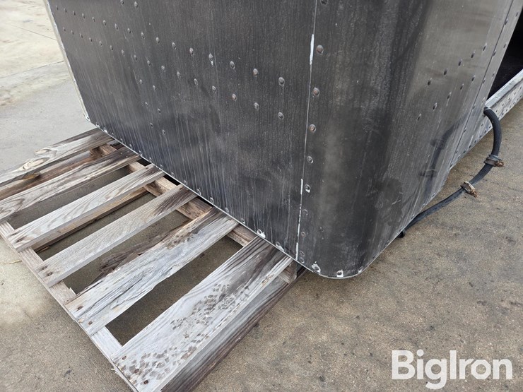 peterbilt-379-image-13