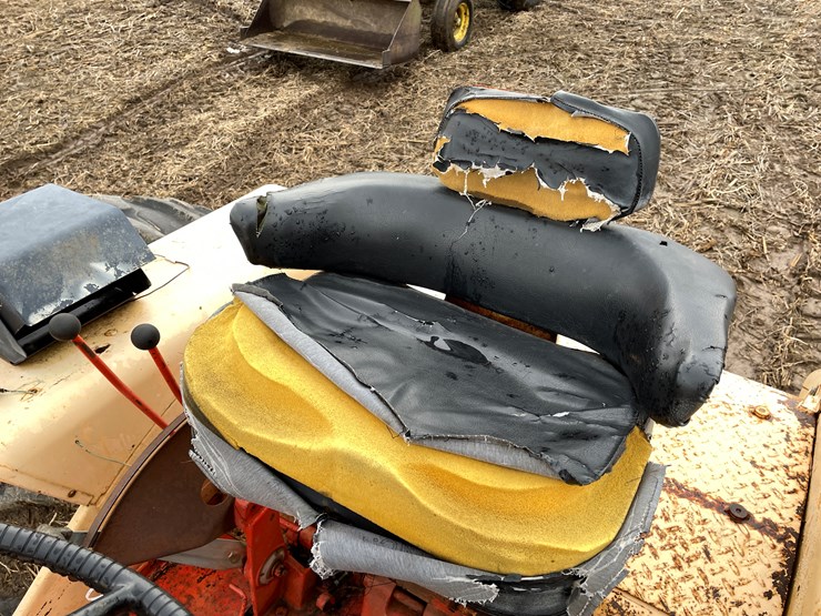 #105-•-case-1030-comfort-king-diesel-tractor-with-duals-image-23