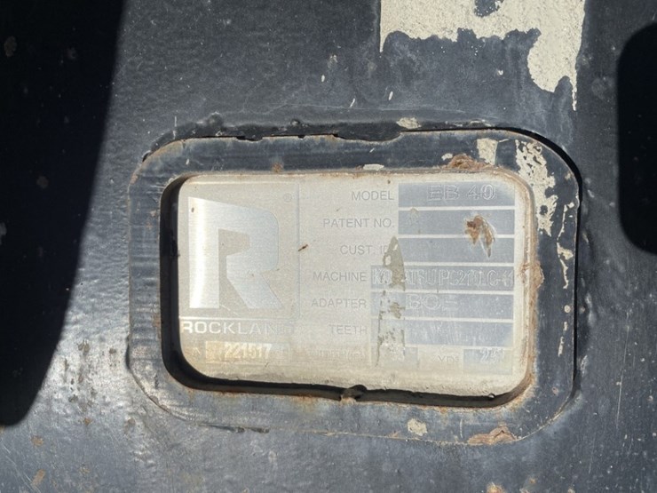 2013-komatsu-pc290-lc-10-image-16