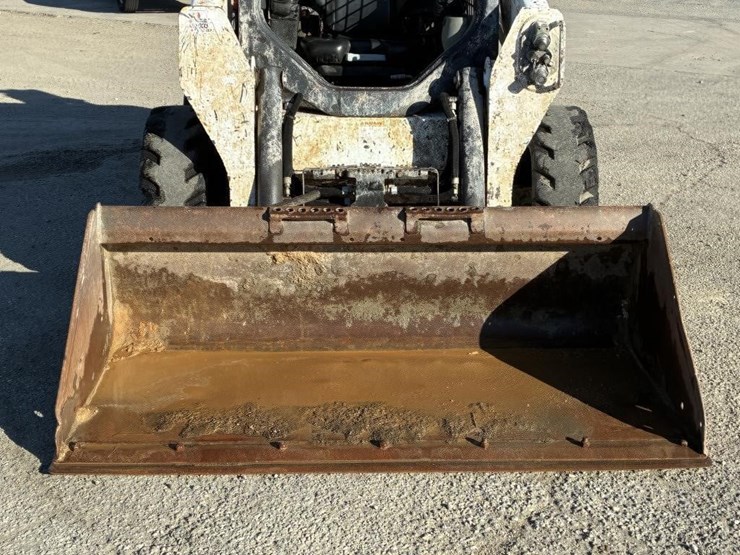 2017-bobcat-s570-image-7