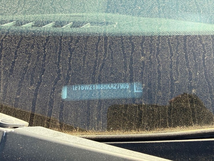 2017-ford-f350-image-22