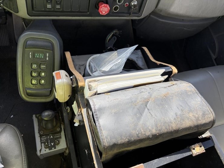 2012-international-workstar-7400-image-17