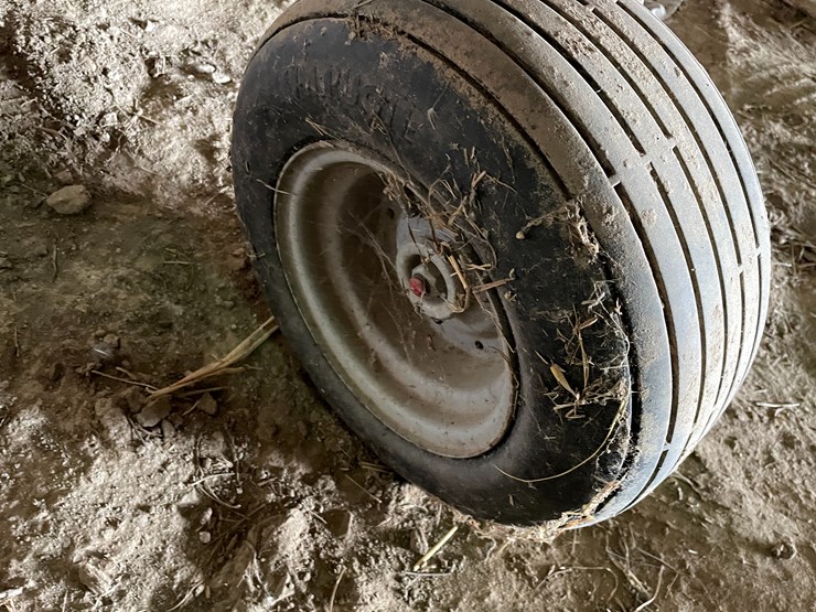 #2389-•-bush-hog-(2)-basket-hay-tedder-image-10