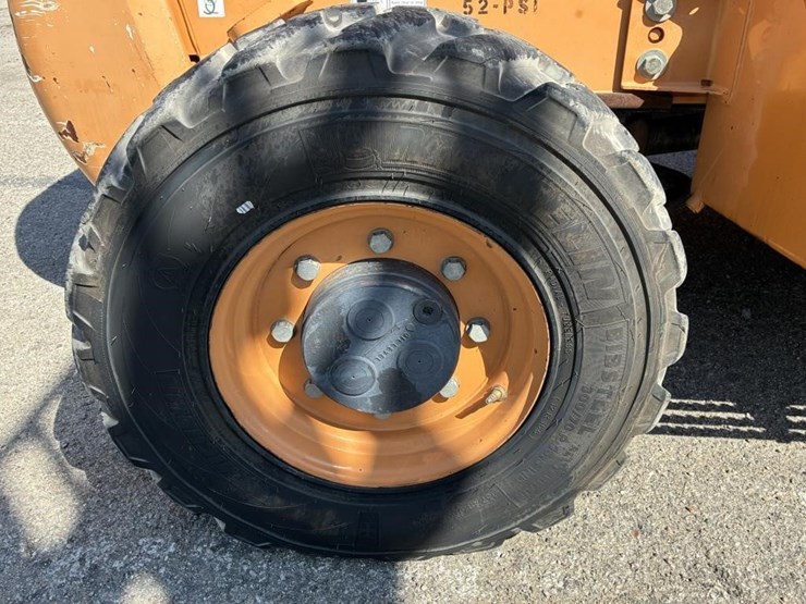 2015-case-586h-image-11