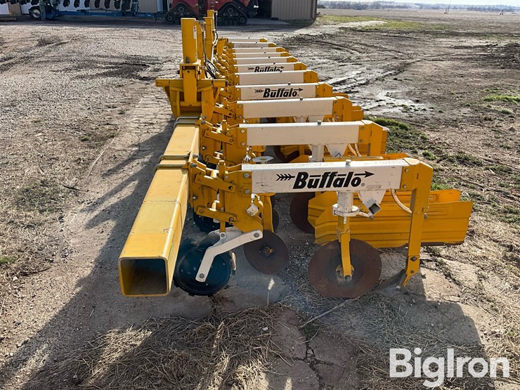 1997-buffalo-6300-image-8