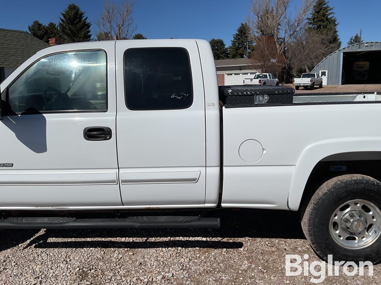 2003-chevrolet-silverado-2500-image-14