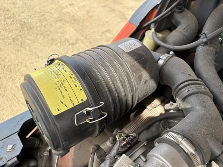 2013-toyota-8fgcu32-image-34