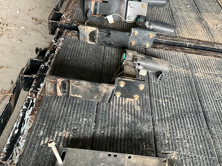 case-ih-ultra-glide-boom-height-system-image-3