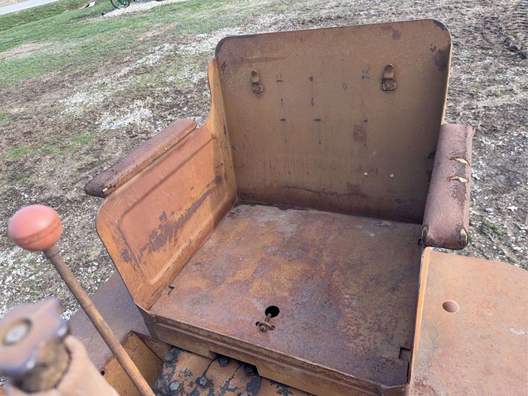 1932-cletrac-20-crawler-image-26