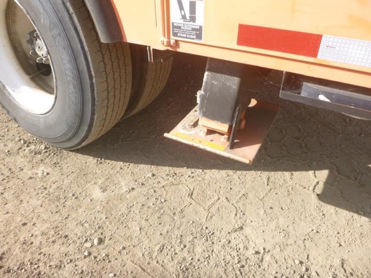 2002-international-4900-image-16