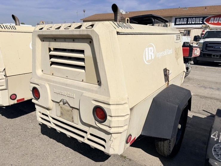 2008-john-deere-2-image-3