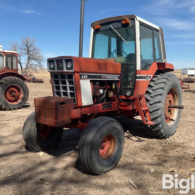 1979 INTERNATIONAL 886