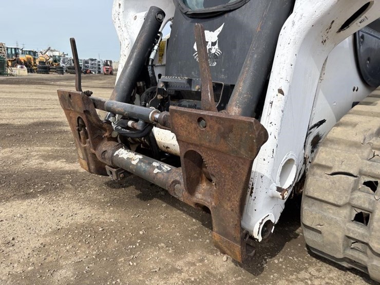 2021-bobcat-t66-image-9