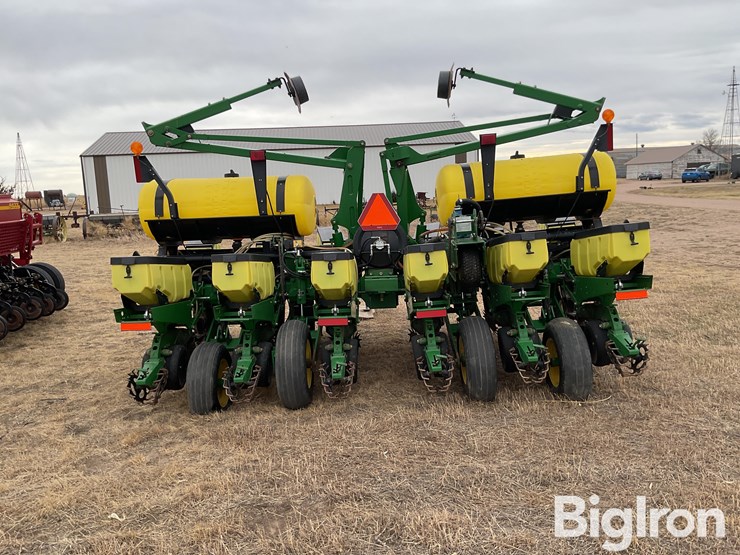 john-deere-1760-image-6