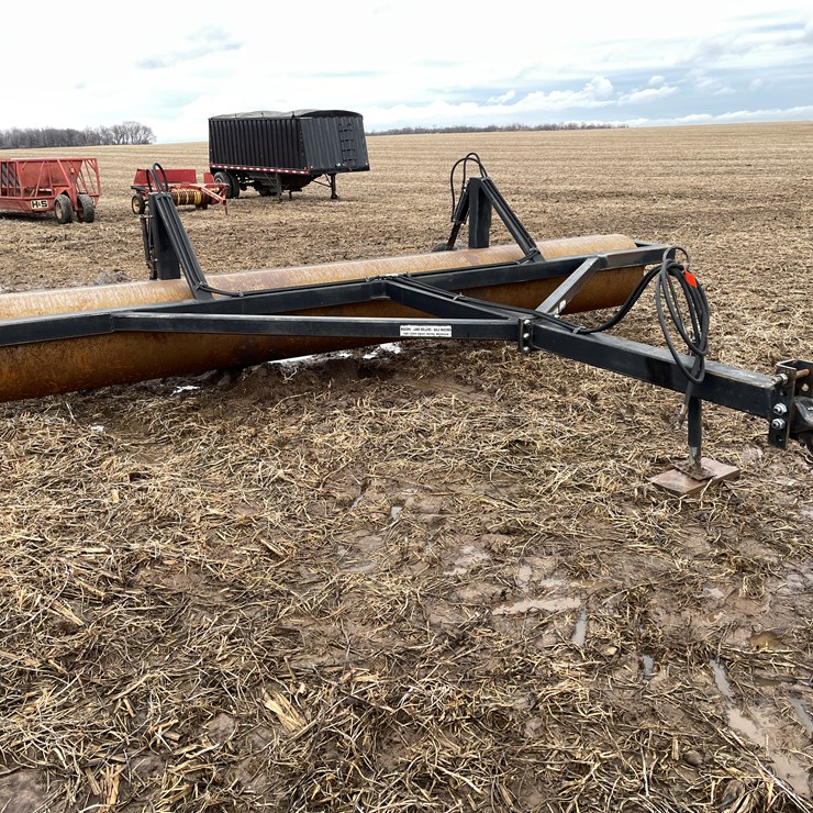 #111 • Harms Mfg. 16' Land Roller