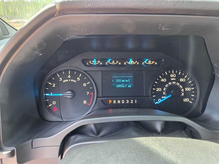 2018-ford-f150-xl-image-12