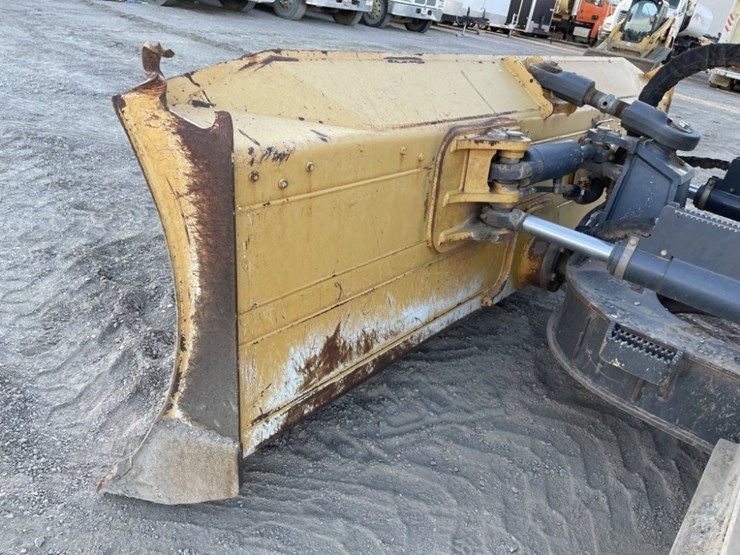 2013-deere-700k-lgp-image-12