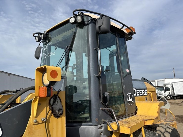 2008-deere-624j-image-29