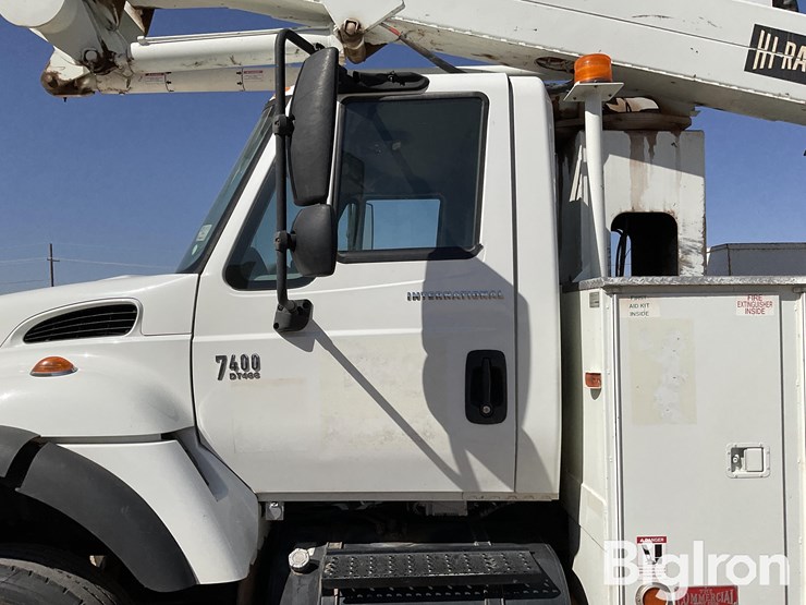 2003-international-7400-image-10