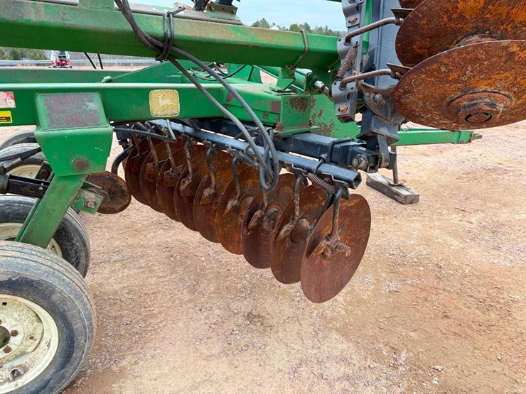 john-deere-630-image-21