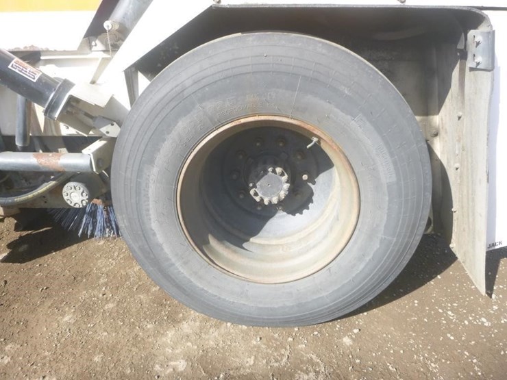 2013-global-m4-sweeper-image-20