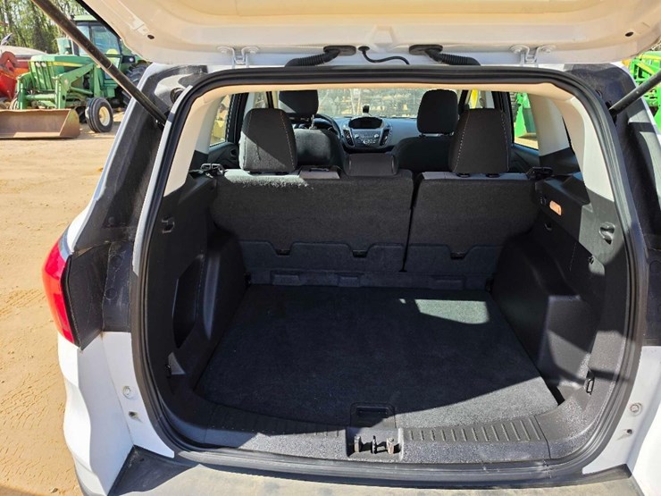 2019-ford-escape-image-6