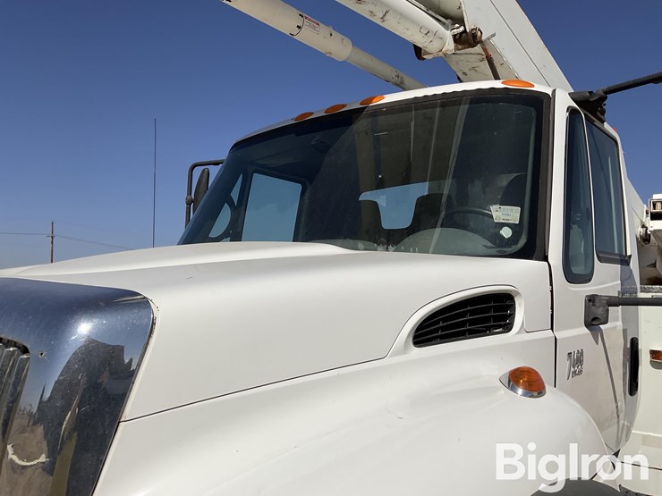 2003-international-7400-image-13