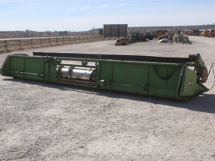 john-deere-224-image-4