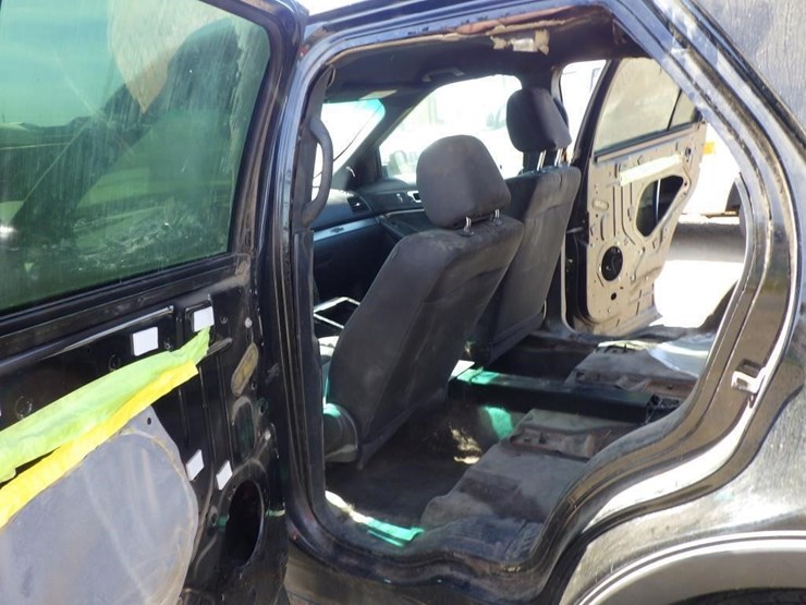 2018-ford-explorer-image-7