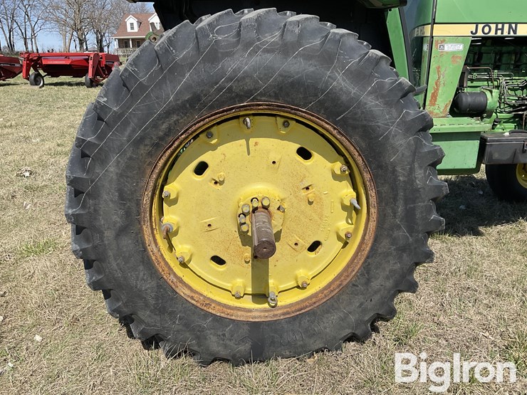 1980-john-deere-4240-image-19